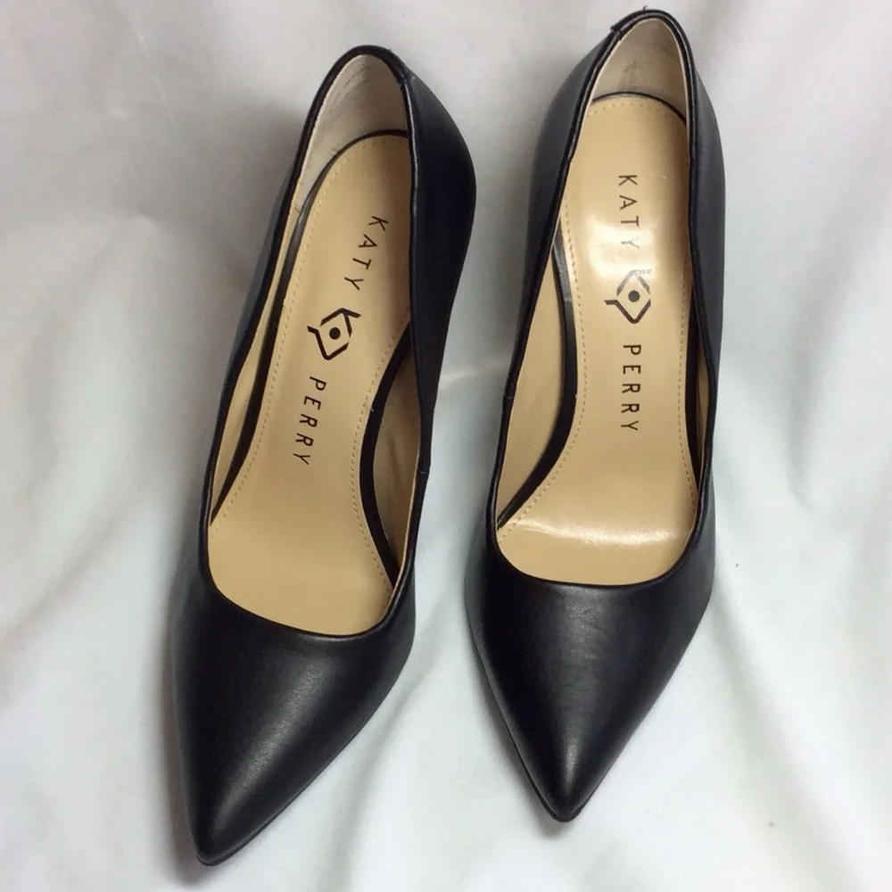 Katy Perry Matte Black The Suzzie Chain Heel Pumps - Picture 2 of 6